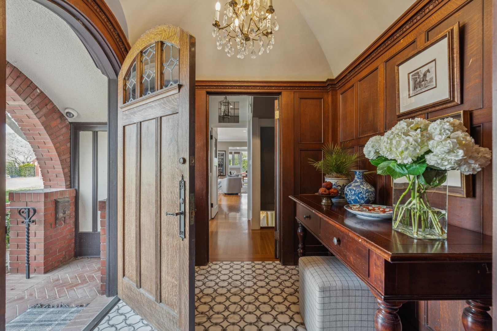 62A Farragut Avenue Image 6